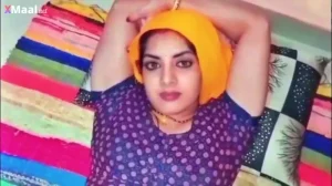 Husband के साथ सुंदर पत्नी बिल्ली बकवास