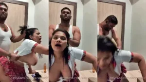 Mumbai हॉट पत्नी करिश्मा की चुदाई